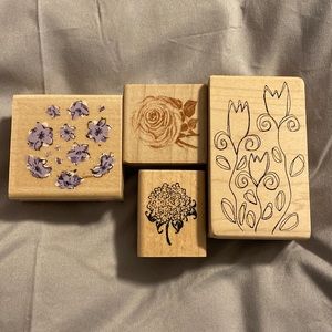 Set of 4 Floral stamps